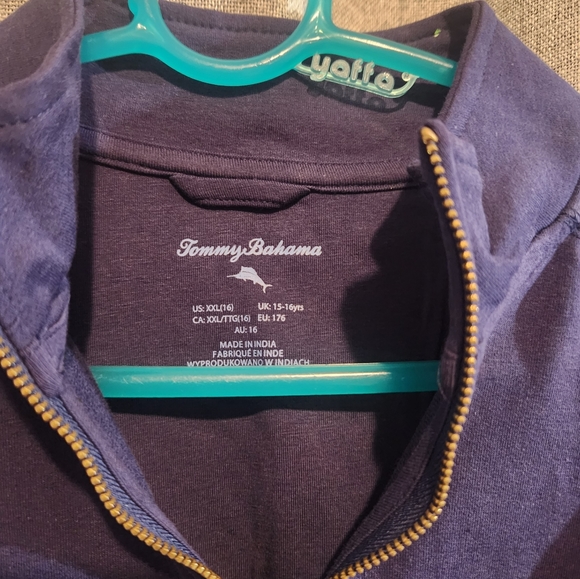 Boys top - Picture 2 of 2